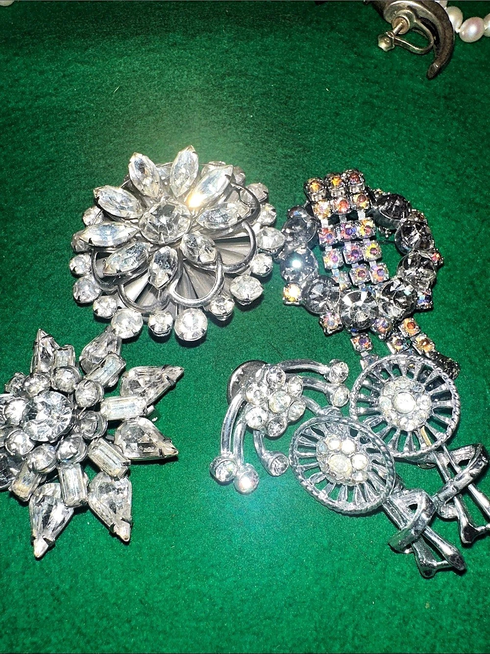 Vintage Rhinestone Brooches Lot of 6 in Silver
